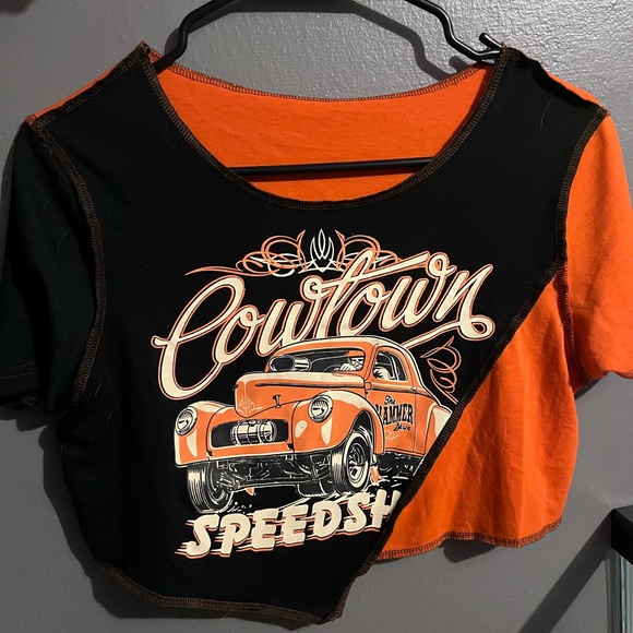 black & orange cropped graphic tee, size medium. - Picture 3 of 3